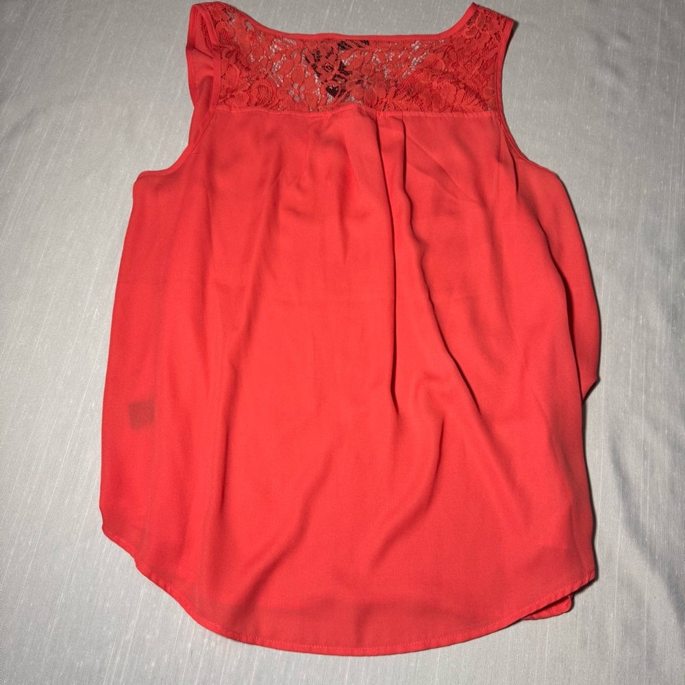 Torrid Coral Lace Sleeveless Blouse Size 1 Plus NWT Flowy Top - Picture 5 of 5